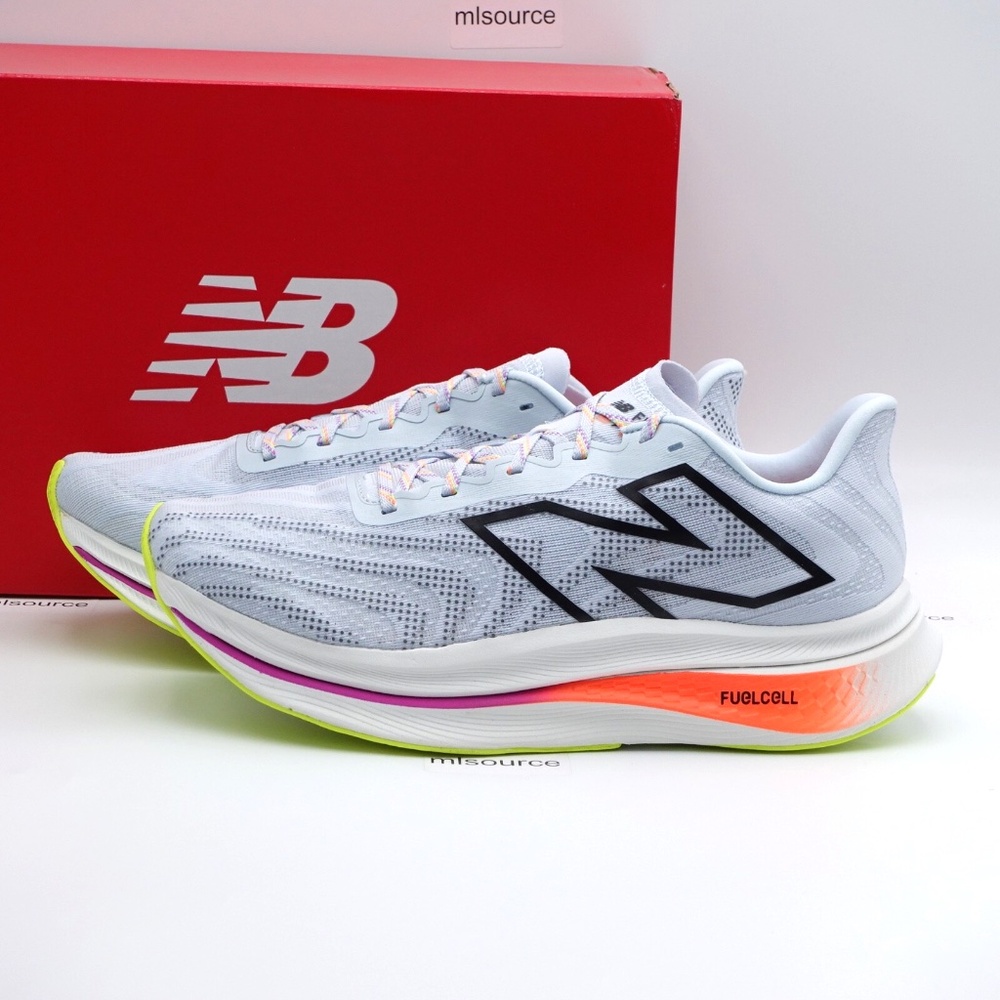 NEW Size 13 WIDE 2E Men's New Balance FuelCell SuperComp Trainer V2 Running Shoe